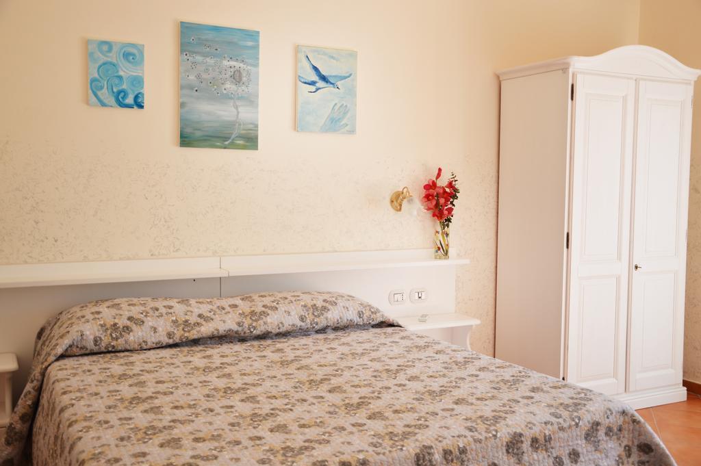 Agriturismo Terra Di Elea Azienda Agricola Di Raimondo Michela Ascea Ruang foto