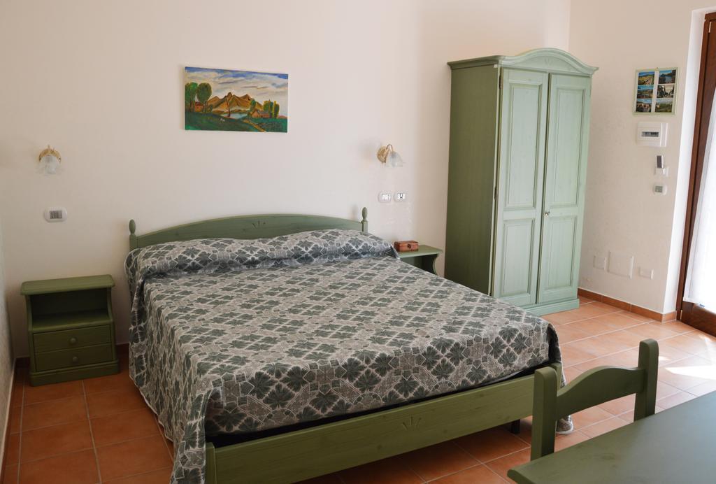 Agriturismo Terra Di Elea Azienda Agricola Di Raimondo Michela Ascea Ruang foto