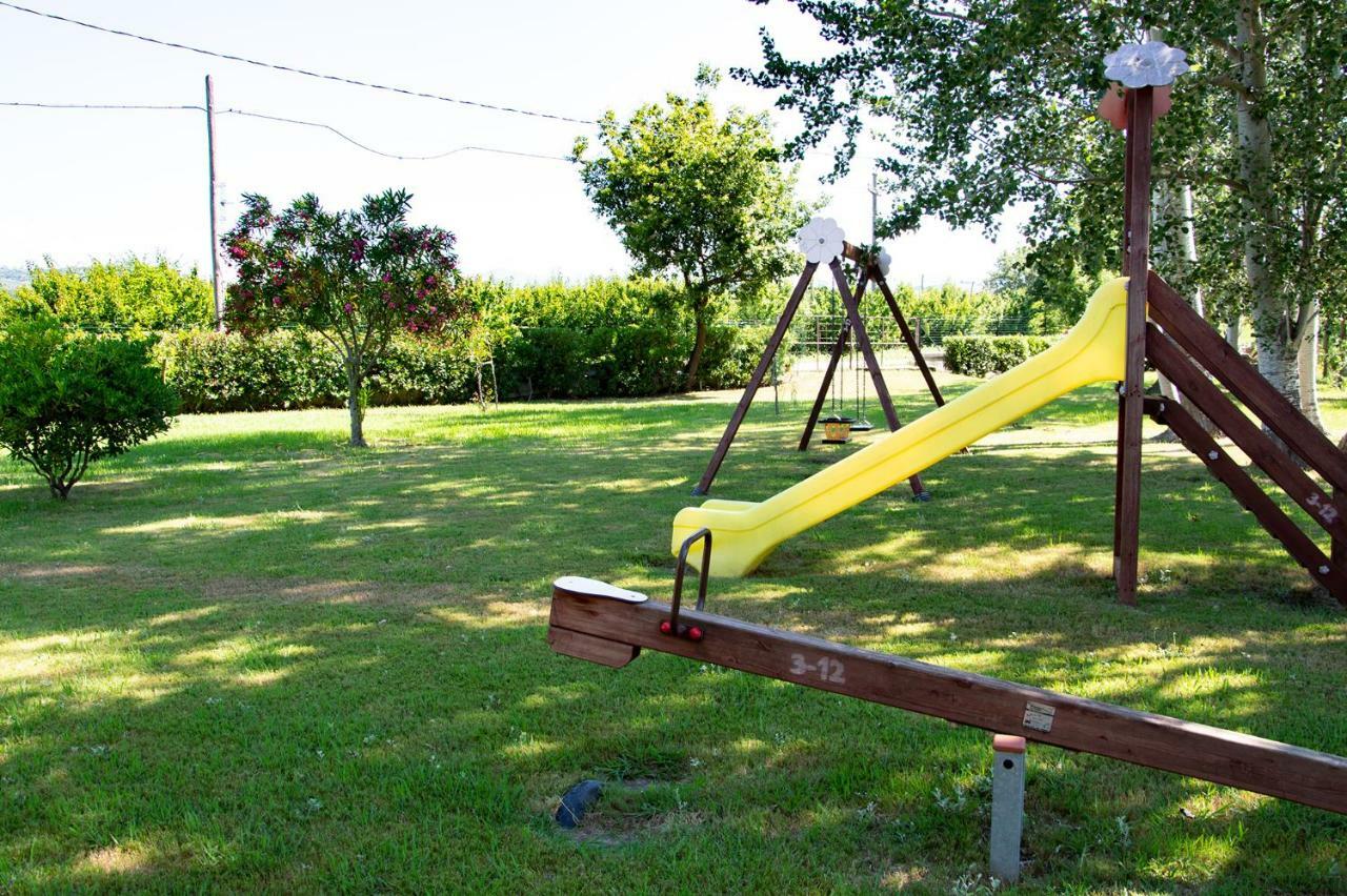 Agriturismo Terra Di Elea Azienda Agricola Di Raimondo Michela Ascea Bagian luar foto